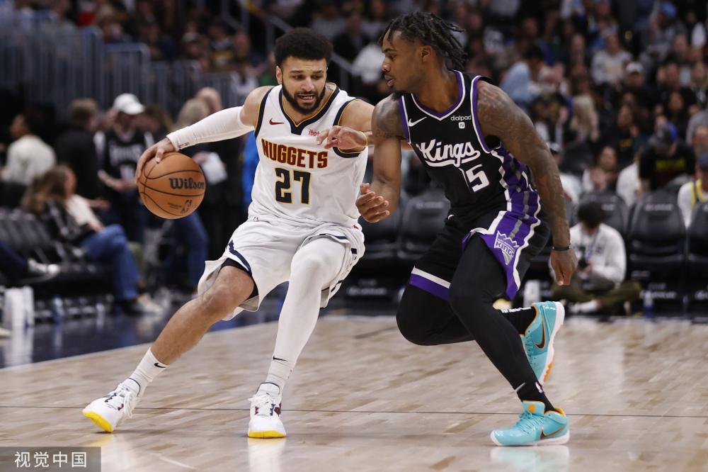 赛中保持着 赛中保持着