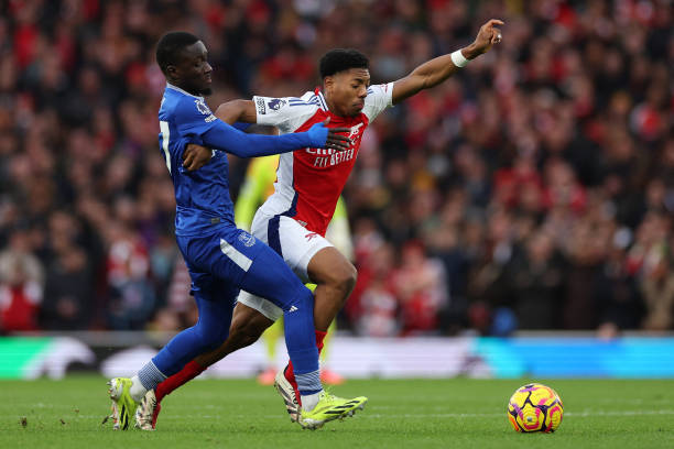 在当今英超 在当今英超