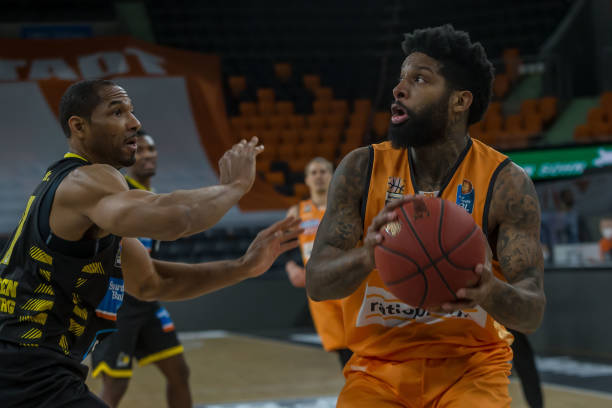 维尼奥的射 维尼奥的射